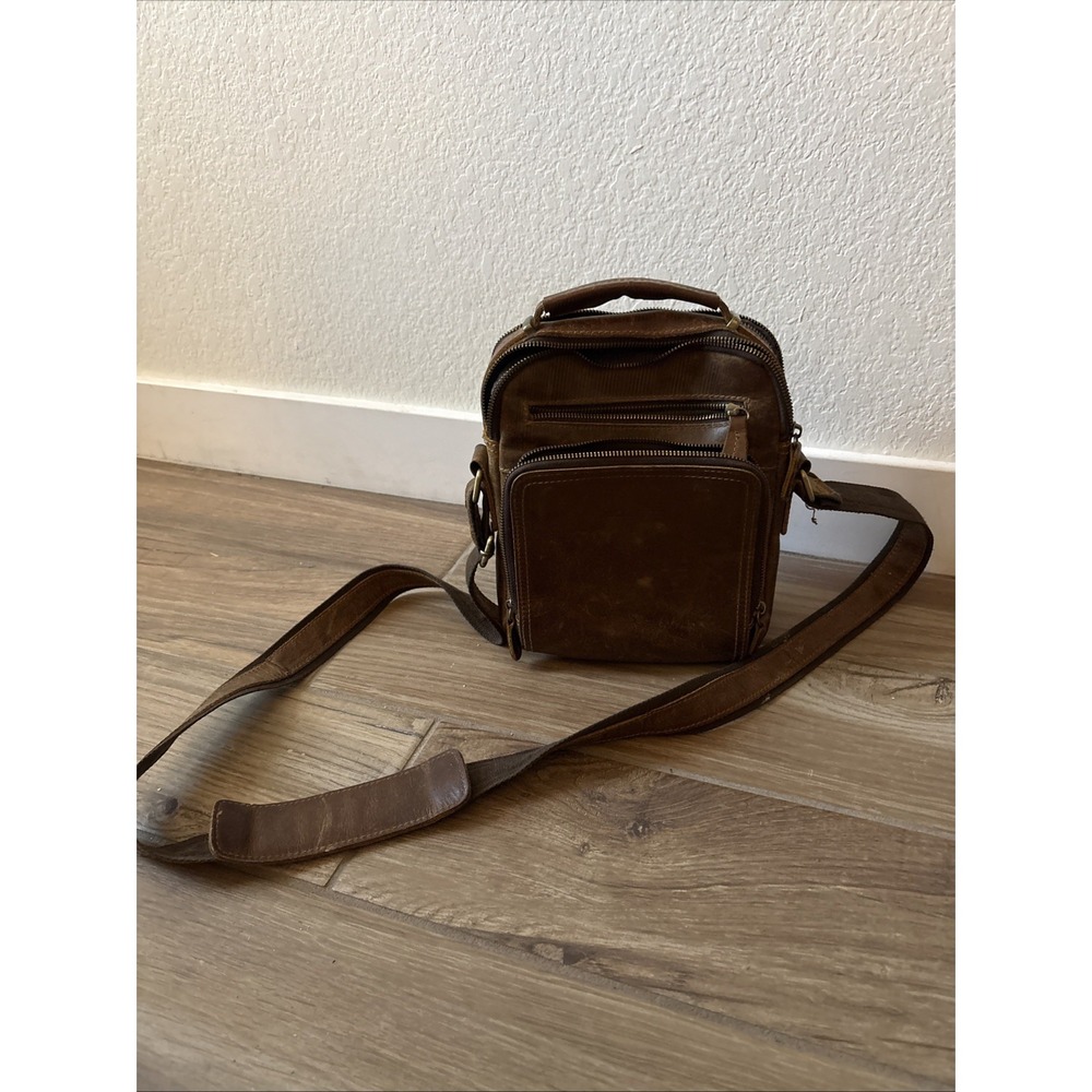 JACK & CHRIS LEATHER MESGER BAG FOR MEN, CROSS BODY BAG STRAP